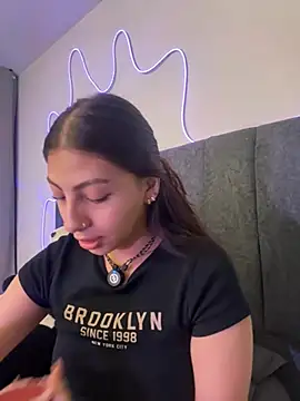 Dirty-Bunnyyy online show from July 2026 04:39:02 AM