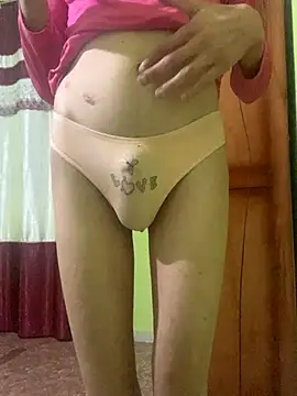 Femboylili online show from November 2025 01:15:01 AM