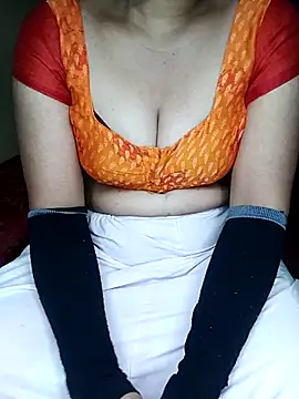 Snapshot of geetha_telugu_kan277 chatting on September 2025 07:21:02 AM geetha telugu kan277 online show from September 2025 07:21:02 AM