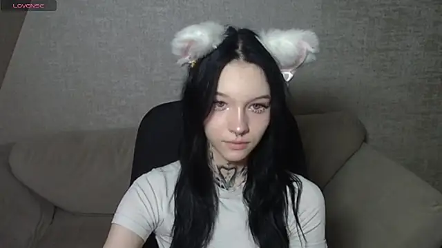 mefwhore online show from February 2025 06:41:02 PM