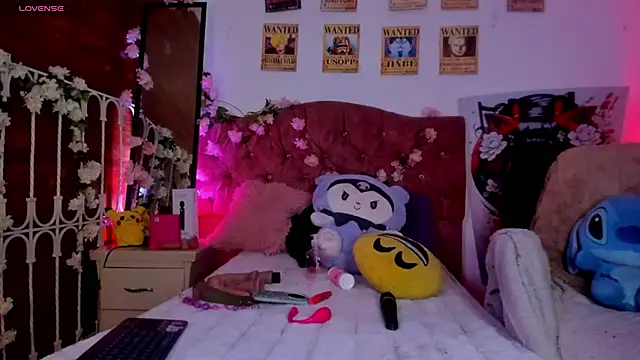 Snapshot of Minami_Nakamura chatting on November 2025 02:47:02 AM Minami Nakamura online show from November 2025 02:47:02 AM