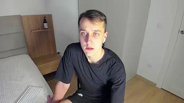 your super hero online show from March 2025 03:27:01 PM