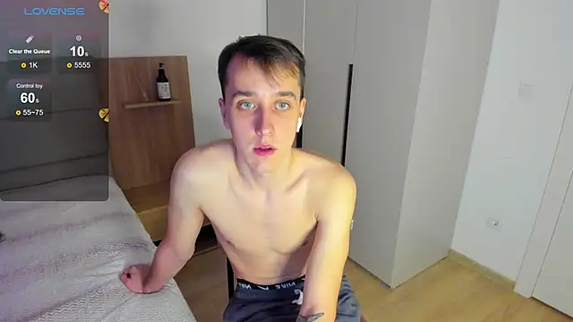 your super hero online show from March 2025 03:40:01 AM