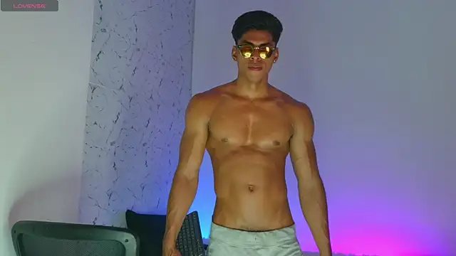 Snapshot of ken__owens chatting on November 2025 06:57:01 AM ken owens online show from November 2025 06:57:01 AM