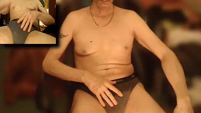 maxdaddy690 online show from March 2025 01:48:01 AM