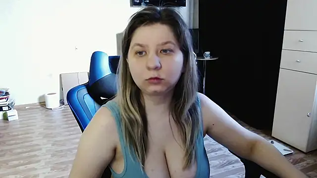 RichEmily online show from October 2025 05:19:01 AM