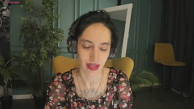 Snapshot of lisbatsyy chatting on March 2025 05:54:01 PM lisbatsyy online show from March 2025 05:54:01 PM