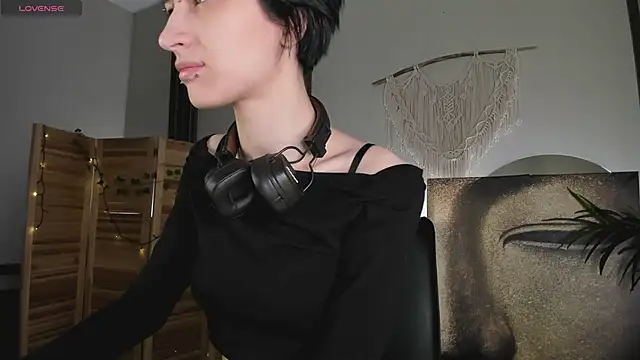 Snapshot of lisbatsyy chatting on March 2025 01:40:02 PM lisbatsyy online show from March 2025 01:40:02 PM