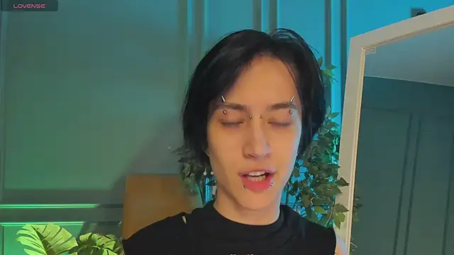 Snapshot of lisbatsyy chatting on March 2025 04:43:02 PM lisbatsyy online show from March 2025 04:43:02 PM