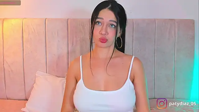 Snapshot of MiiaParker6972 chatting on November 2025 12:20:02 AM MiiaParker6972 online show from November 2025 12:20:02 AM