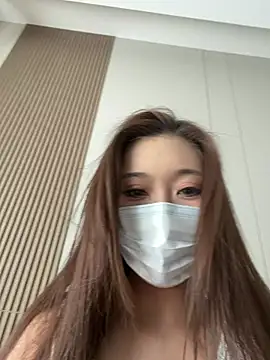 Xiaoxia-Baby online show from April 2026 04:21:01 AM