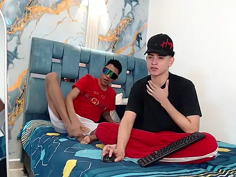 KING OFF BOYS online show from December 2025 01:51:02 PM