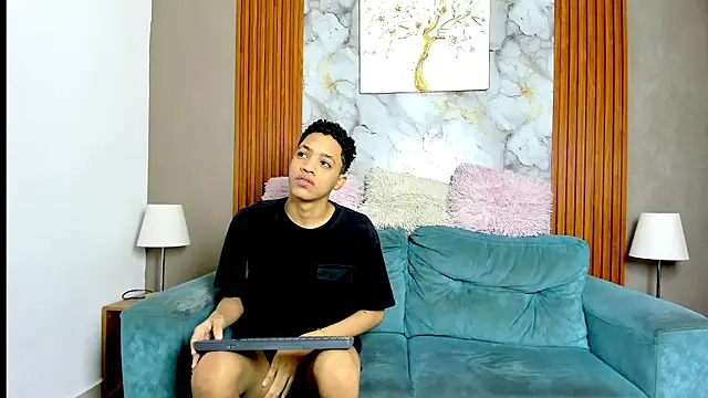 KING OFF BOYS online show from May 2026 01:04:02 PM