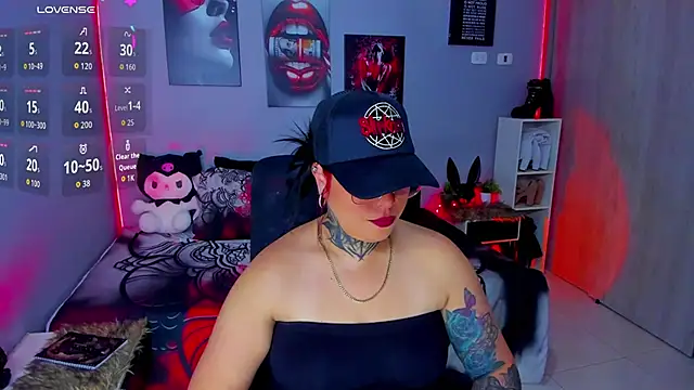 Snapshot of Veronika_metal chatting on October 2025 11:29:02 AM Veronika metal online show from October 2025 11:29:02 AM