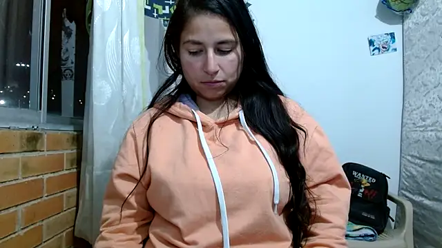 Escarcha-blue online show from November 2025 11:25:02 PM