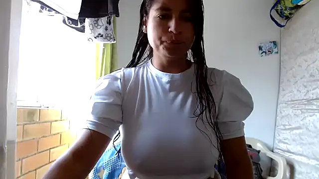 Escarcha-blue online show from February 2026 03:35:01 PM