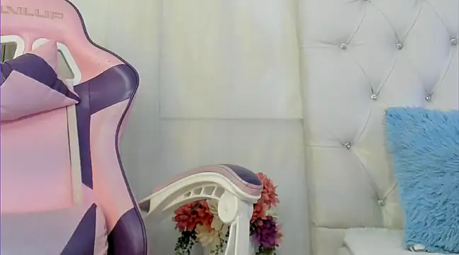 kamii arias online show from March 2025 12:04:02 PM