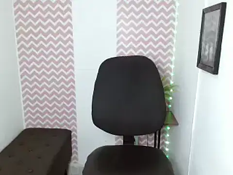 dayanacarson online show from February 2026 06:17:01 PM