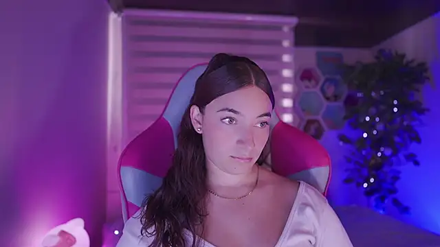 issa monterrey online show from September 2025 03:16:01 PM