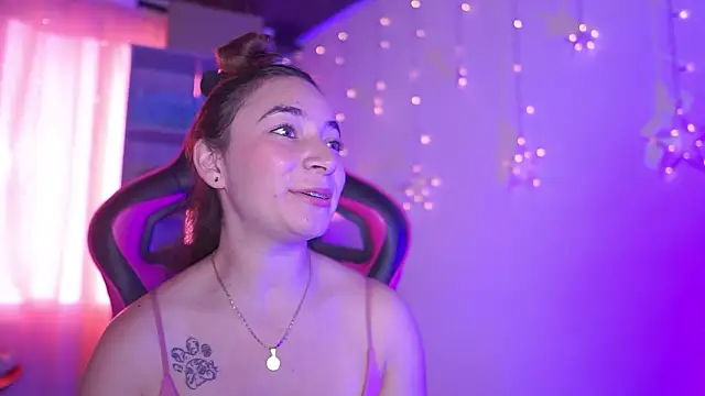 issa monterrey online show from February 2026 10:26:02 PM