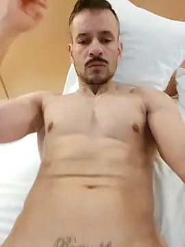 juniortche1313 online show from September 2025 02:02:01 AM