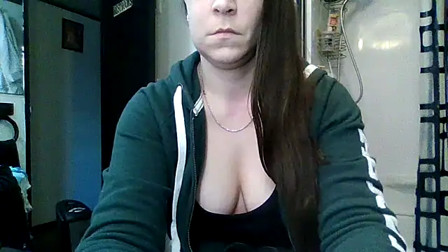 Snapshot of mrstoxox4594 chatting on February 2025 11:37:01 PM mrstoxox4594 online show from February 2025 11:37:01 PM