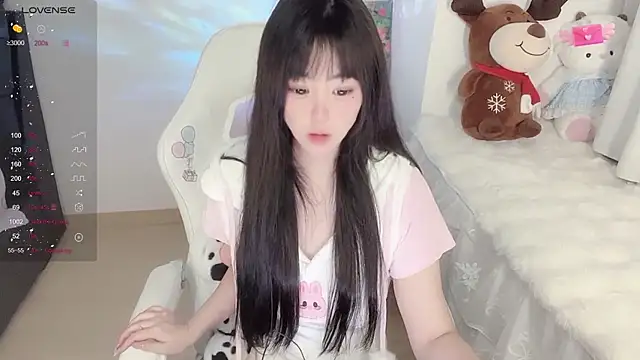 Milla-z online show from October 2025 12:28:02 PM