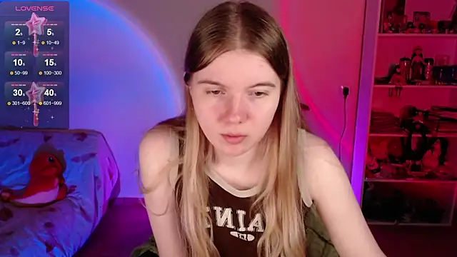 Strawberry juli online show from May 2026 03:57:01 AM
