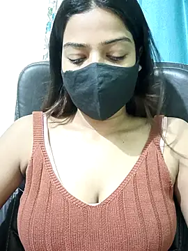 Snapshot of CRAZY__BITE chatting on October 2025 10:10:02 PM CRAZY BITE online show from October 2025 10:10:02 PM