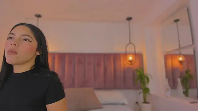 Haily b online show from March 2026 07:55:02 PM