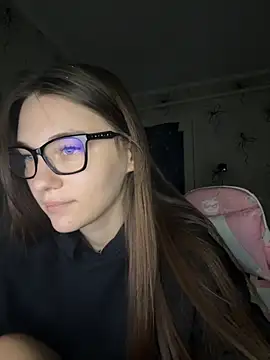 MrrKate online show from November 2025 02:00:02 AM