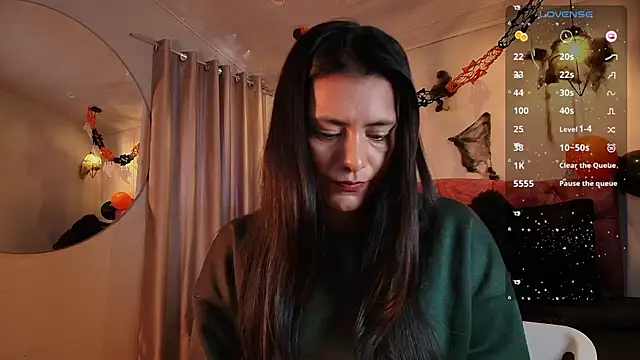 miaoconell online show from October 2025 08:33:02 PM