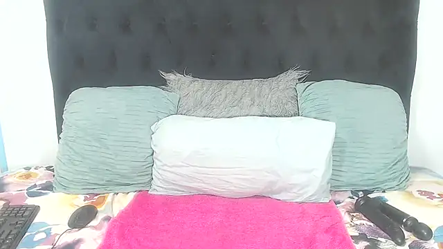 BootyClitQueen online show from November 2025 04:06:02 PM