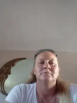 wetnwildforyou online show from November 2025 09:03:02 PM