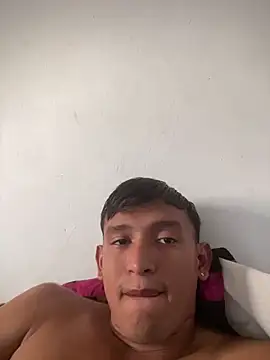 Babyalienqm online show from December 2025 05:41:01 PM