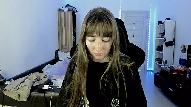 Snapshot of bekkawell chatting on November 2025 04:05:01 PM bekkawell online show from November 2025 04:05:01 PM