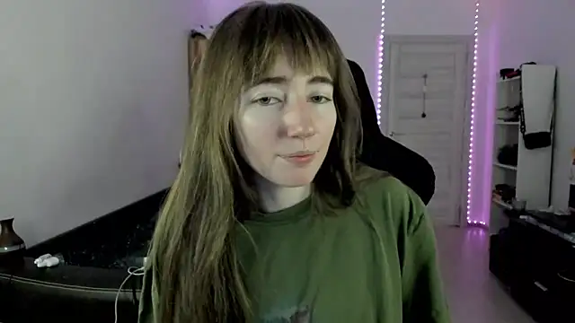 Snapshot of bekkawell chatting on December 2025 01:49:01 PM bekkawell online show from December 2025 01:49:01 PM