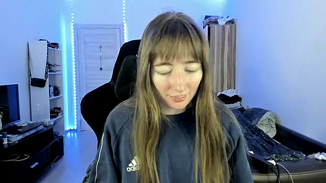 Snapshot of bekkawell chatting on December 2025 05:10:02 PM bekkawell online show from December 2025 05:10:02 PM