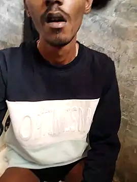 Snapshot of BlackDog__69 chatting on February 2025 09:21:01 AM BlackDog  69 online show from February 2025 09:21:01 AM