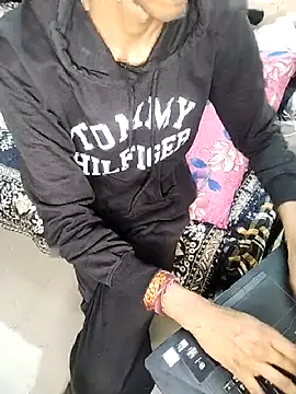 Snapshot of BlackDog__69 chatting on March 2025 05:09:02 AM BlackDog  69 online show from March 2025 05:09:02 AM