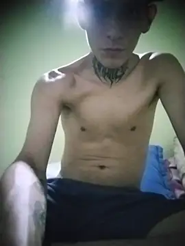 Snapshot of averno777 chatting on June 2026 04:20:01 AM averno777 online show from June 2026 04:20:01 AM