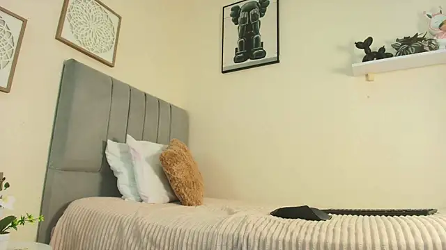 mary cute9 online show from April 2026 12:22:01 PM