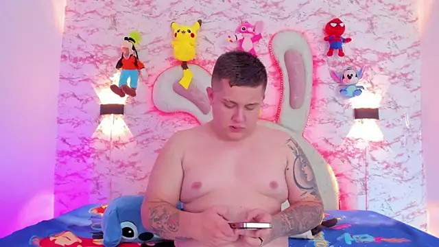 Snapshot of IM_SINAY chatting on October 2025 08:38:02 PM IM SINAY online show from October 2025 08:38:02 PM