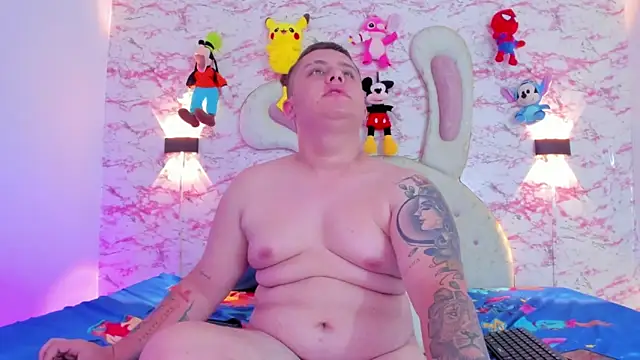 Snapshot of IM_SINAY chatting on October 2025 08:51:01 PM IM SINAY online show from October 2025 08:51:01 PM