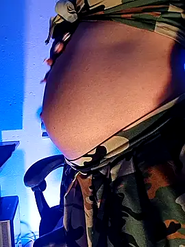 MiaStarts online show from January 2026 10:06:01 AM