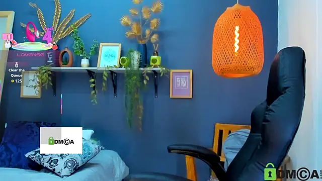 yessila parker online show from November 2025 02:44:02 AM