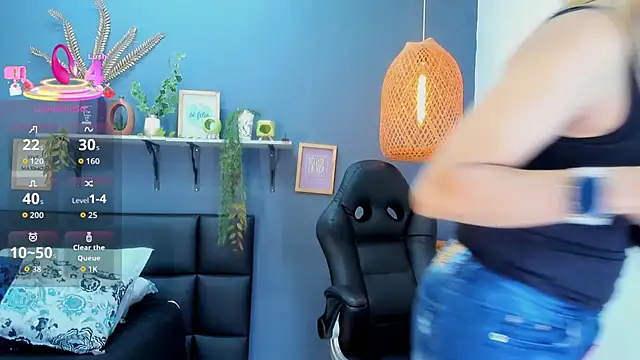 yessila parker online show from February 2026 10:03:02 AM