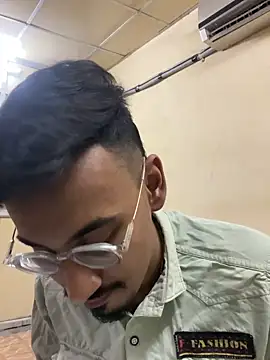 Snapshot of hypersexdriveboi chatting on February 2025 05:59:02 AM hypersexdriveboi online show from February 2025 05:59:02 AM