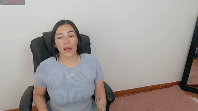 Snapshot of luna_lgomez_ chatting on July 2026 10:10:02 AM luna lgomez online show from July 2026 10:10:02 AM