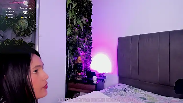 Fernanda liie  online show from February 2026 12:12:01 PM